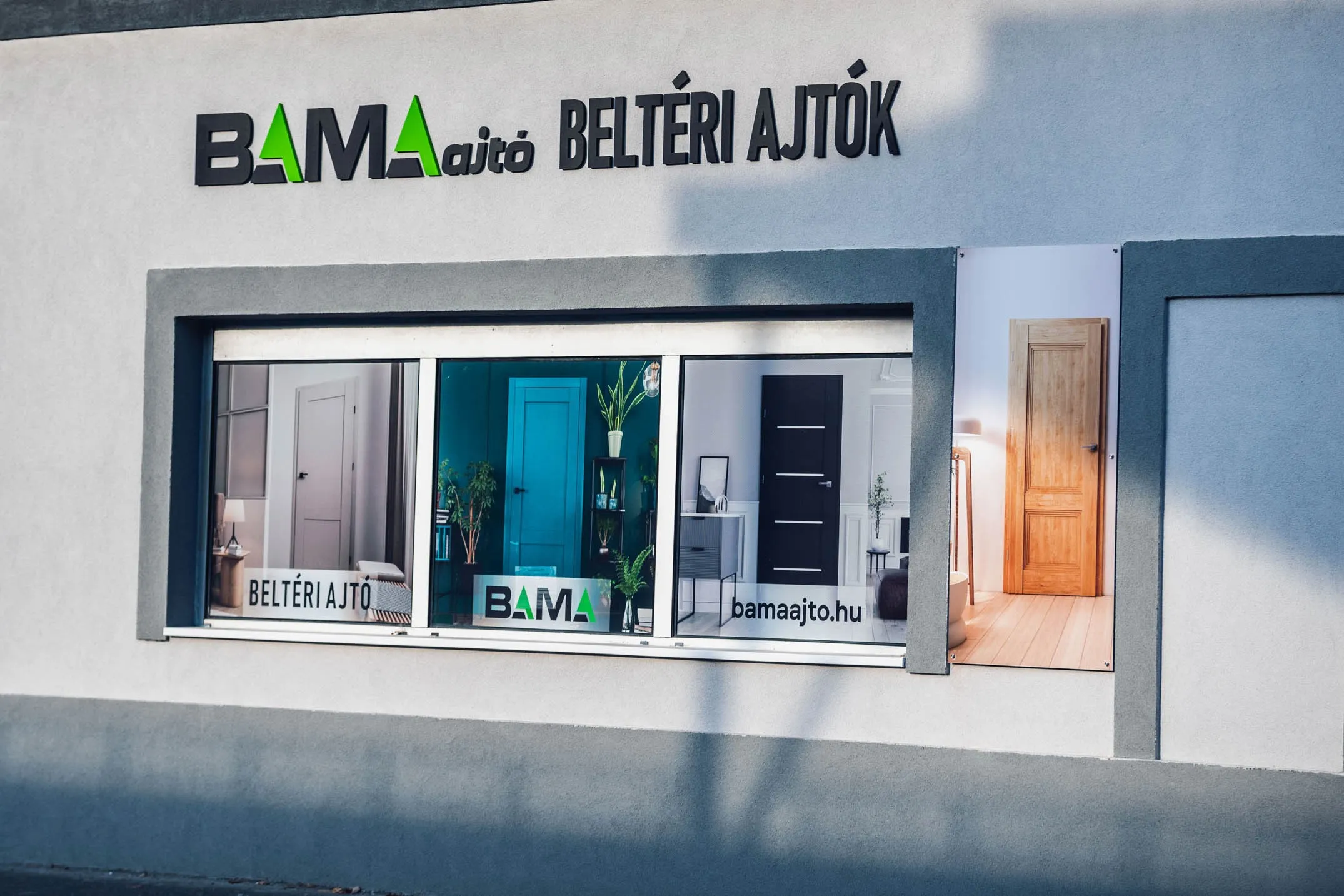 BaMa ajtó – Voster Magyarország bemutatóterem, Miskolc